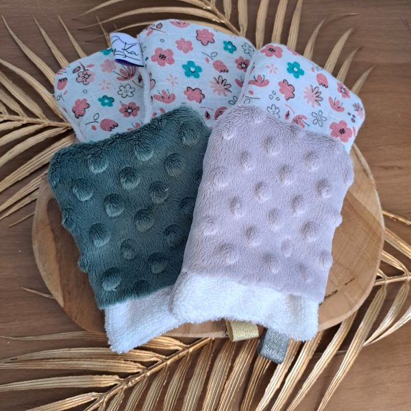 Lot de 5 débarbouillettes- Mini gants d’apprentissage pour enfant-Mix Lilas/Vert/Blanc/Fleurs – Image 7